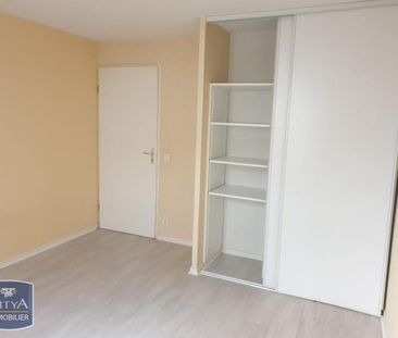Location Appartement 2 pièces 47m² CHALON SUR SAONE 71100 - Photo 2