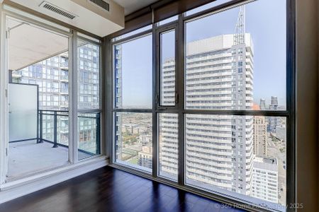 For Lease - 4065 Brickstone Mews Unit# 3501, Mississauga, Ontario - Photo 4