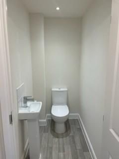 3 bedroom semi-detached house to rent - Photo 5