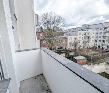 Flingern: Tolle 2-Zimmer-Wohnung mit modernem Bad und Balkon - Foto 3