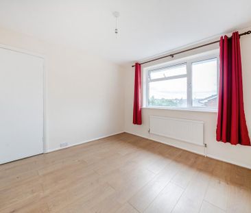 3 bedroom terraced house to rent - Photo 6