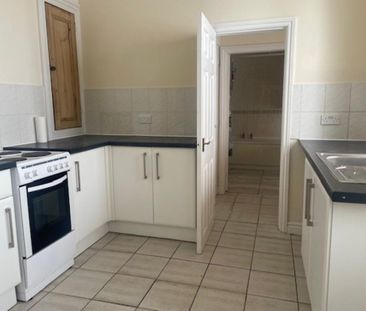 1 bedroom ground floor flat to rent - Photo 4