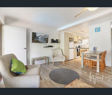 BEACHSIDE LIVING - FULLY FURNISHED UNIT! - Photo 1