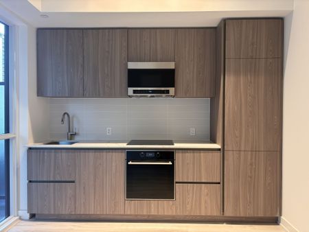 For Lease - 110 Broadway Avenue Unit# 408, Toronto, Ontario - Photo 4