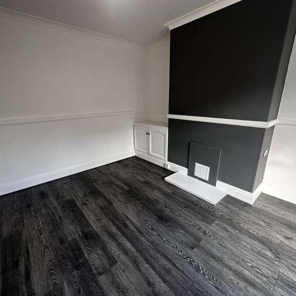 Clark Avenue, Grimsby, DN31 - Photo 1