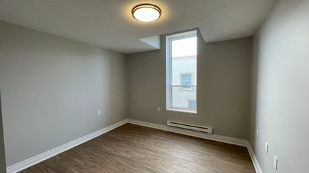 For Lease - 69 East Main Street Unit# 203, Welland, Ontario - Photo 5