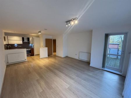 1 bedroom apartment to rent - Photo 2