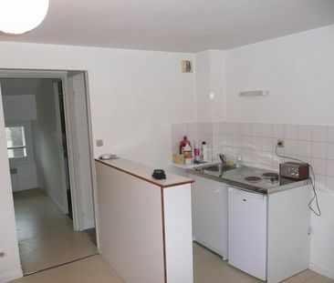 Location Appartement 2 pièces 27m² L ISLE D ESPAGNAC 16340 - Photo 1
