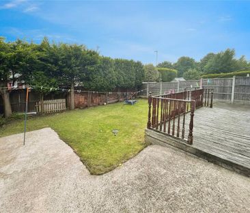 4 bedroom detached house to rent - Photo 4