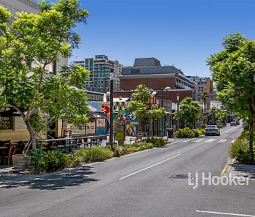 Affordable City Living! - Photo 5