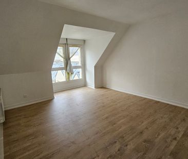 Location Appartement 2 pièces 47m² FONTAINEBLEAU 77300 - Photo 2