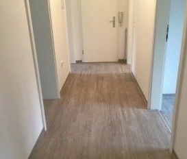 Aufgepasst: 3-Zimmerwohnung mit Balkon - Foto 1