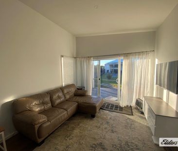 57b Korrongulla Crescent - Photo 3