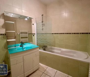 Location Appartement 4 pièces 86m² BOURGES 18000 - Photo 5