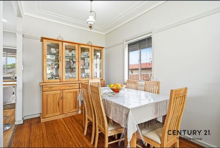 Charming Updated Family Home in Prime Location - Photo 5