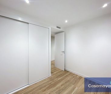 Piso de alquiler en Plaza Calvo Sotelo, Ensanche - Diputación - Photo 5