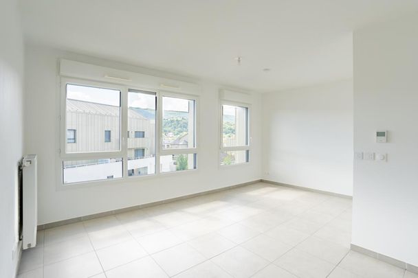 Location Appartement 1 pièce 30m² RUMILLY 74150 - Photo 1