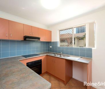 16/31 Glen Road, Toowong, QLD 4066 - Photo 3