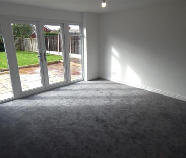 3 bedroom link detached house to rent - Photo 1
