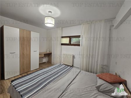 Apartament deosebit, 4 camere, 3 dormitoare in vila cu intrare separata o oaza de liniste in inima Constantei - Fotografie 4