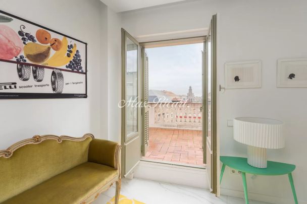 Espectacular ático amueblado con terraza privada - Photo 1