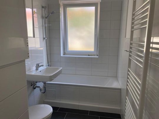 Helle 3-Zimmer-Wohnung mit Balkon - Foto 1