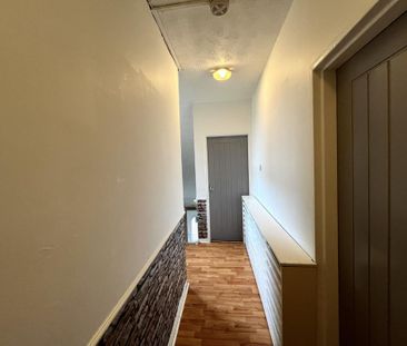 3 bedroom flat to rent - Photo 5
