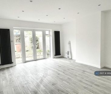 3 bedroom bungalow to rent - Photo 2