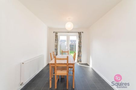 3 bedroom end of terrace house to rent - Photo 2