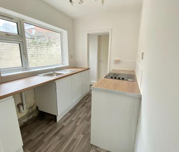 2 bedroom terraced house to rent - Photo 6