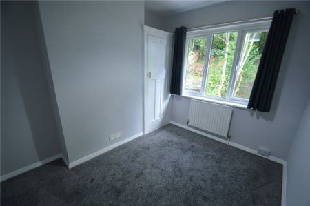 Lower Road, Kenley, CR8 - Photo 3
