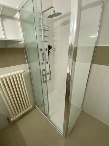 Luminoso appartamento di 3.5 locali con vista panoramica a Faido - Foto 4