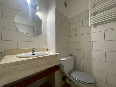 Location Appartement 1 pièce 25m² BASTIA 20600 - Photo 5