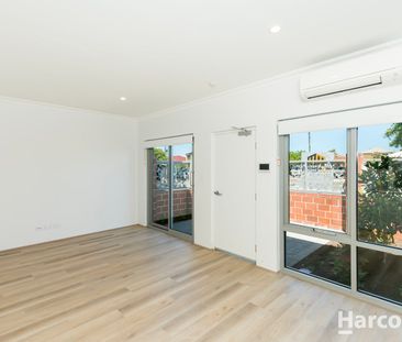 Modern Apartment in the heart of Morley - Photo 1