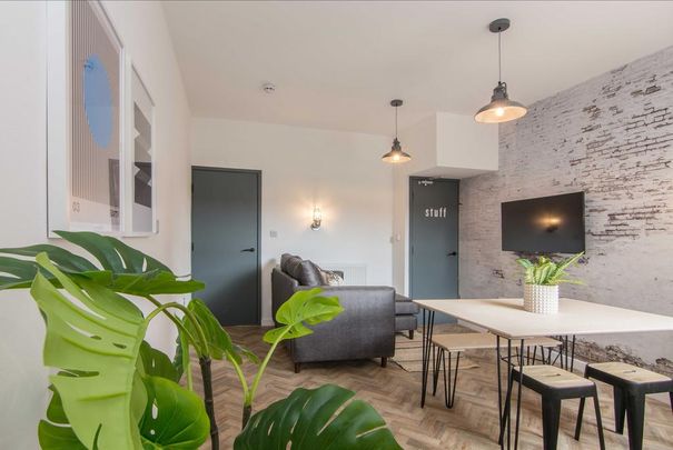 5 bedroom house to rent - Photo 1