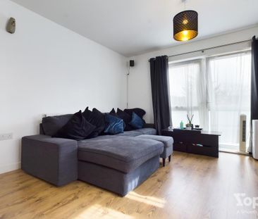 2 bedroom flat to rent - Photo 1