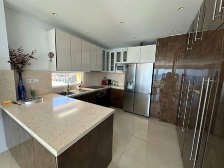 2 room luxury penthouse for rent in Fuengirola, Andalusia - Photo 5