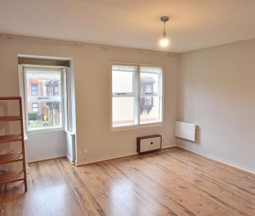 2 bedroom maisonette to rent - Photo 2