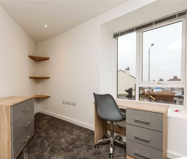 Filton Avenue, - Photo 1