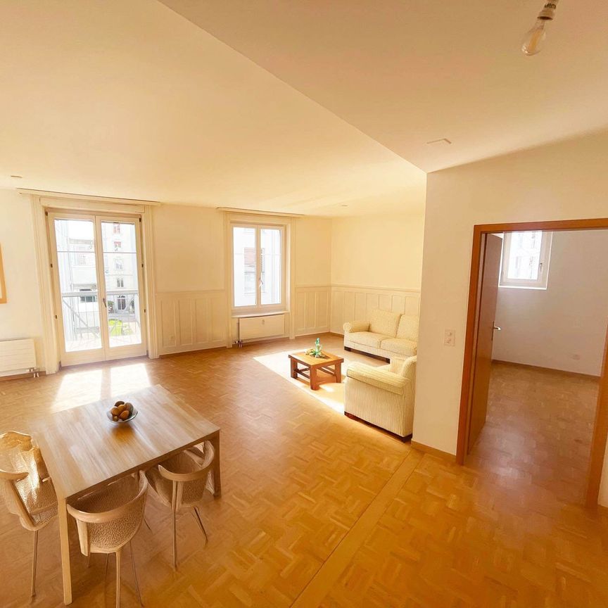 2.5 Zimmer, 2. Stock - Photo 1