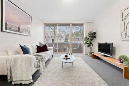 21/30 Murphy Street, South Yarra. - Photo 2