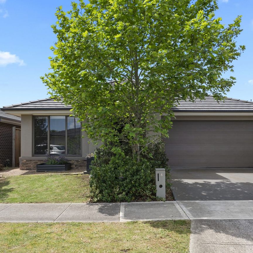 Make more of the journey. - Photo 1