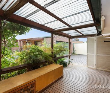 70 Alma Avenue, Altona Meadows VIC 3028 - House For Rent | Domain - Photo 2