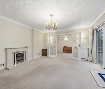 4 bedroom detached house to rent - Photo 1