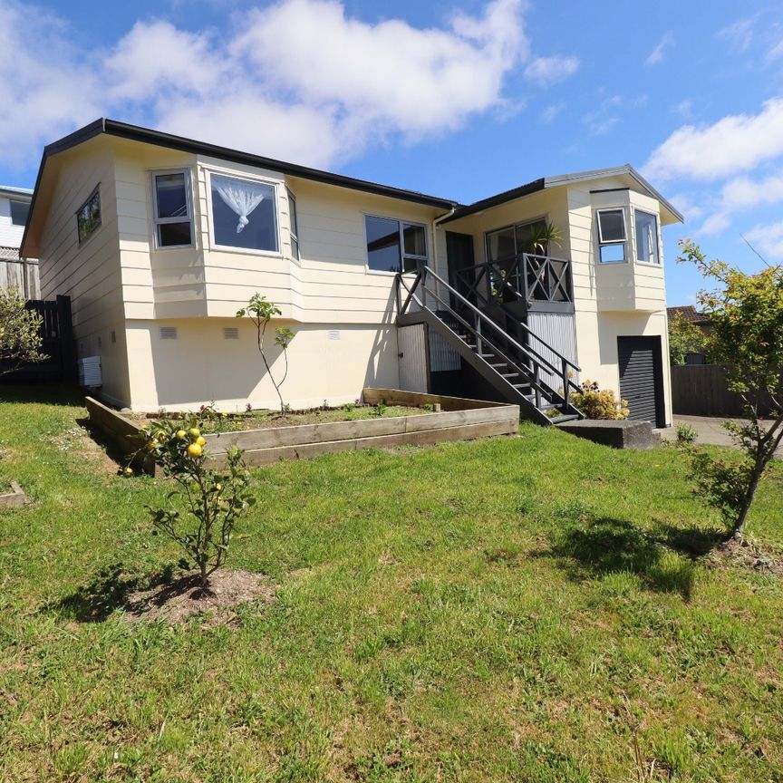 Newlands Living - Photo 1