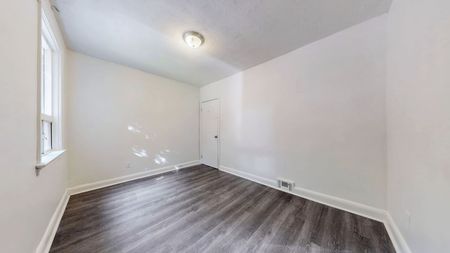 For Lease - 47 Boyce Avenue Unit# Main, Toronto, Ontario - Photo 2