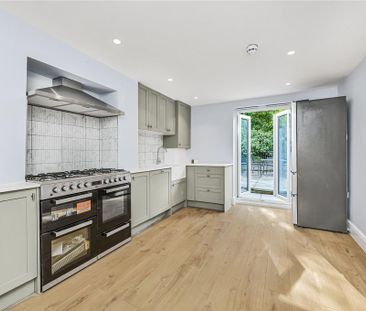 5 bedroom terraced house to rent - Photo 1