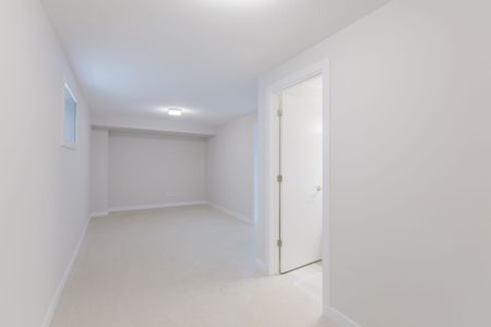 For Lease - 2046 Postilion Street, Stittsville - Munster - Richmond, Ontario - Photo 2