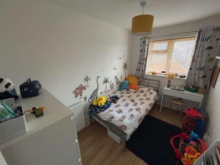 Berenger Close, Old Town, SN3 - Photo 4