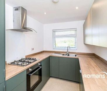 Orchard Close, Colden Common, Winchester, Hampshire, SO21 - Photo 2